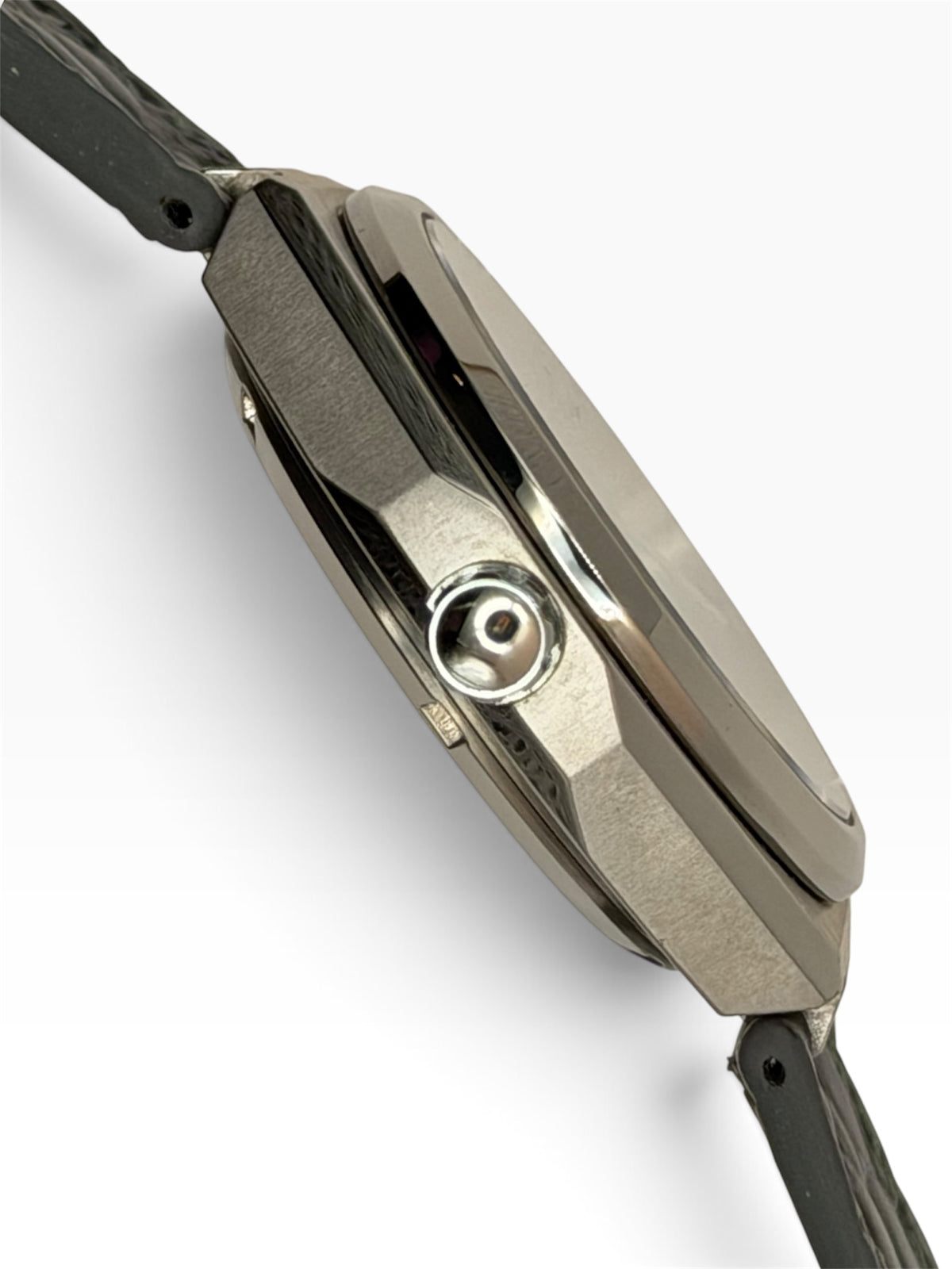 Citizen Zenshin (Ref. NJ0180) – Titanium Automatik mit Zusatz-Lederarmband