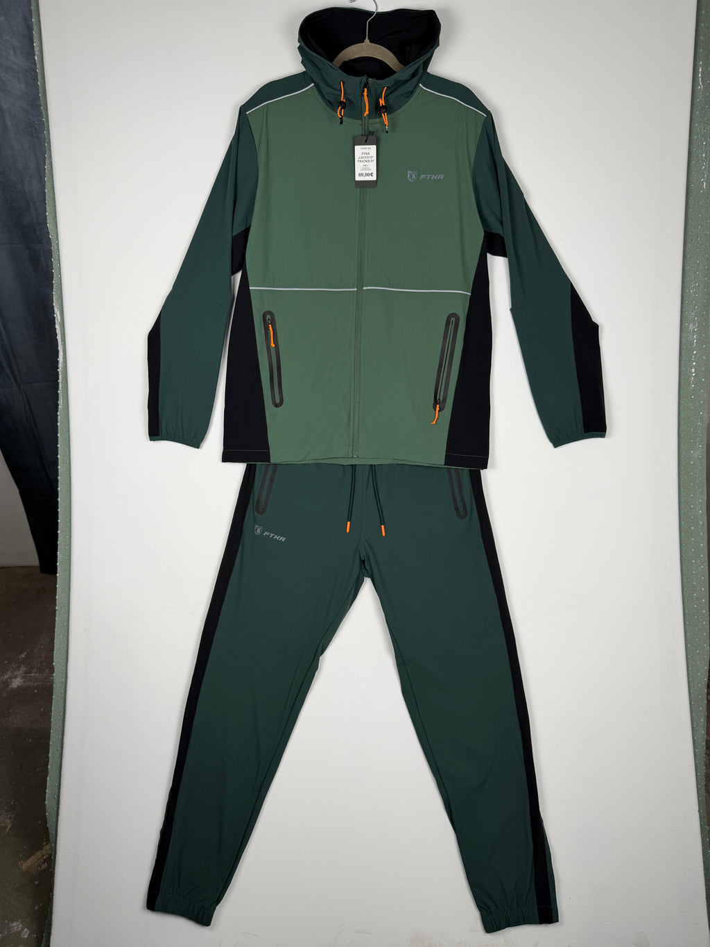 FOOTKORNER Tracksuit "Lecco II" L *NEU!*