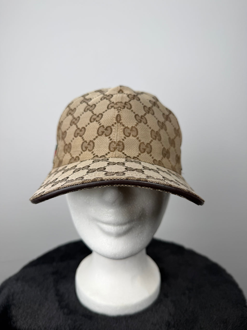 GUCCI Original GG Canvas Baseballcap L