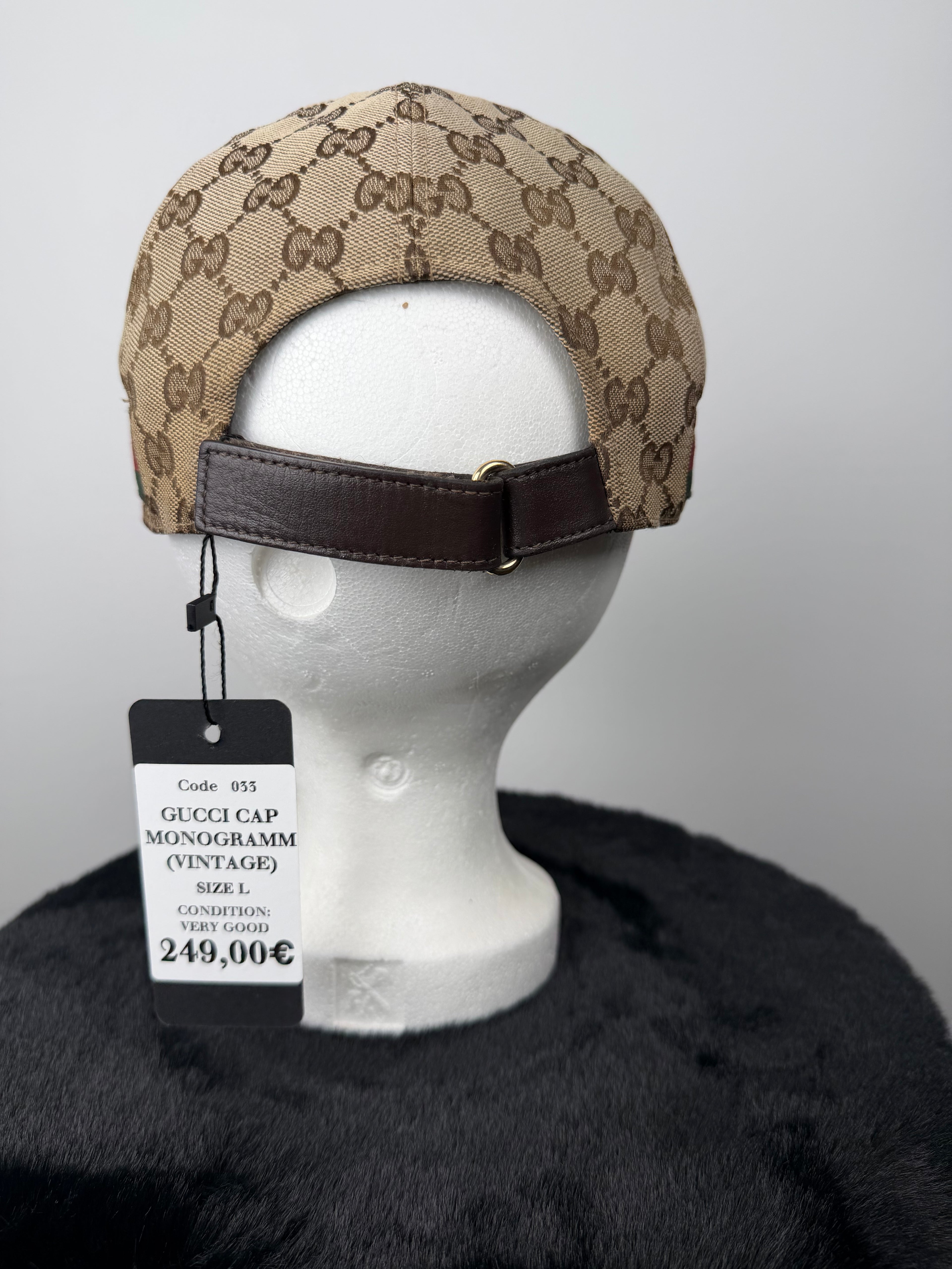 GUCCI Original GG Canvas Baseballcap L