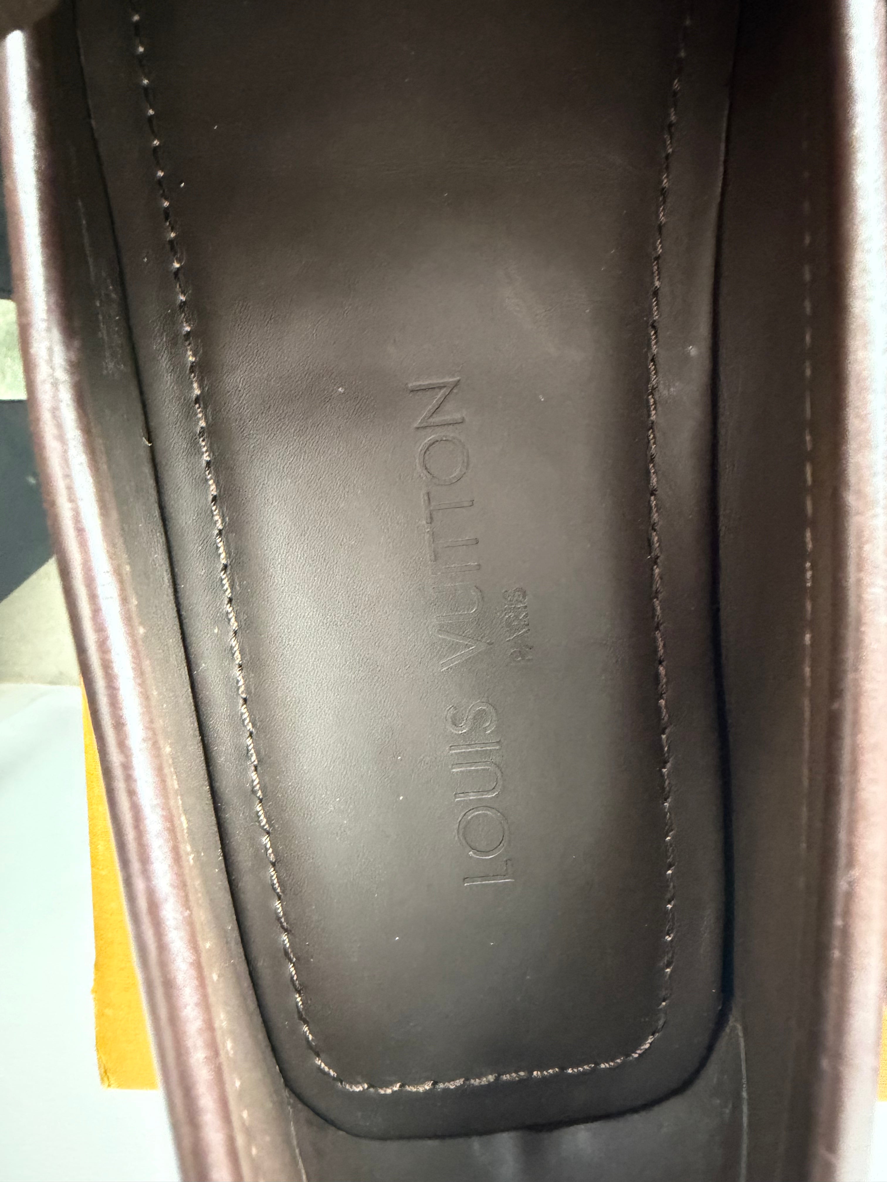 LOUIS VUITTON Loafers Gr.:43