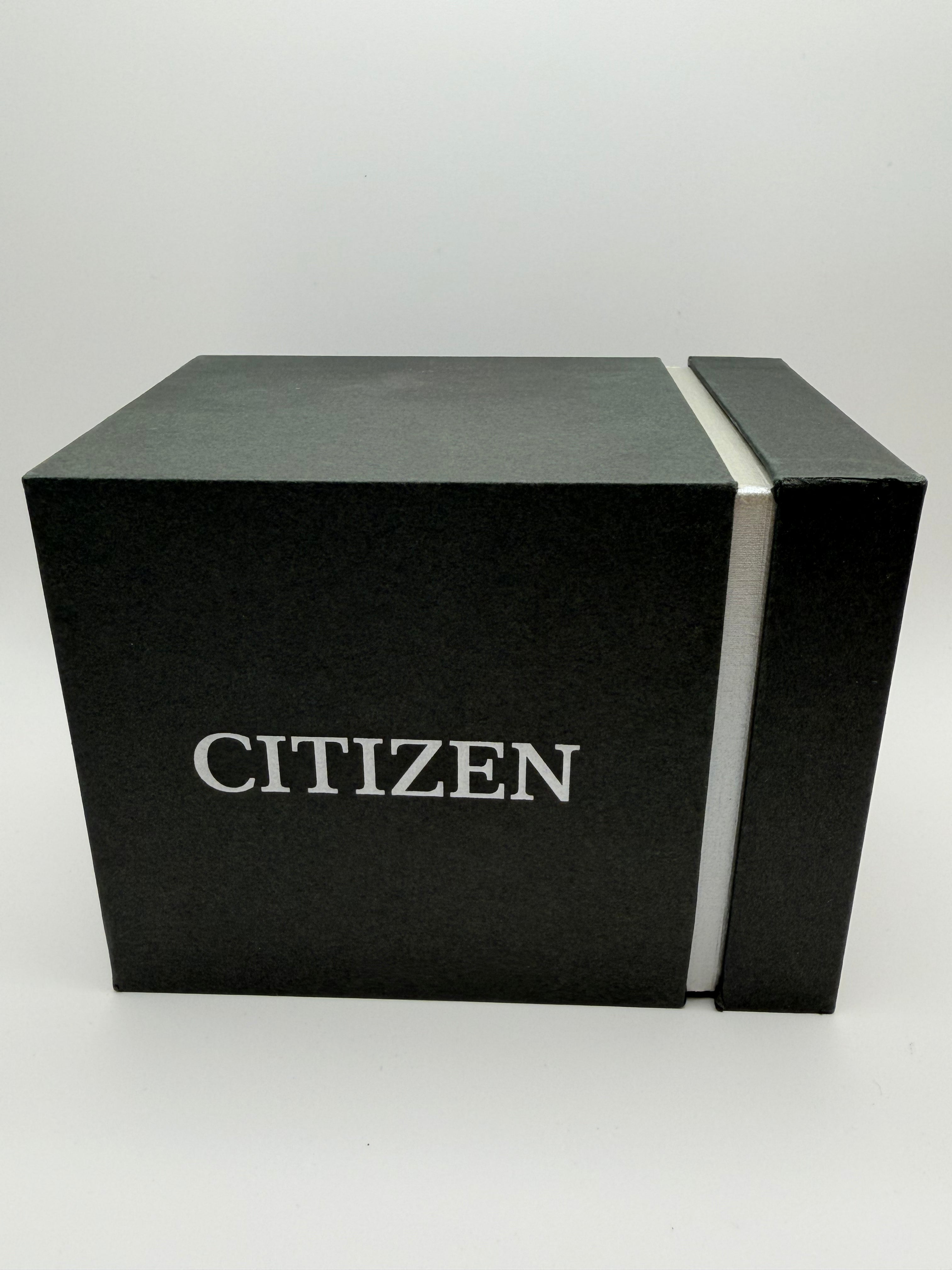 CITIZEN Zenshin NJ0180 inkl. neues Swanco Wechselarmband *Wie Neu!*
