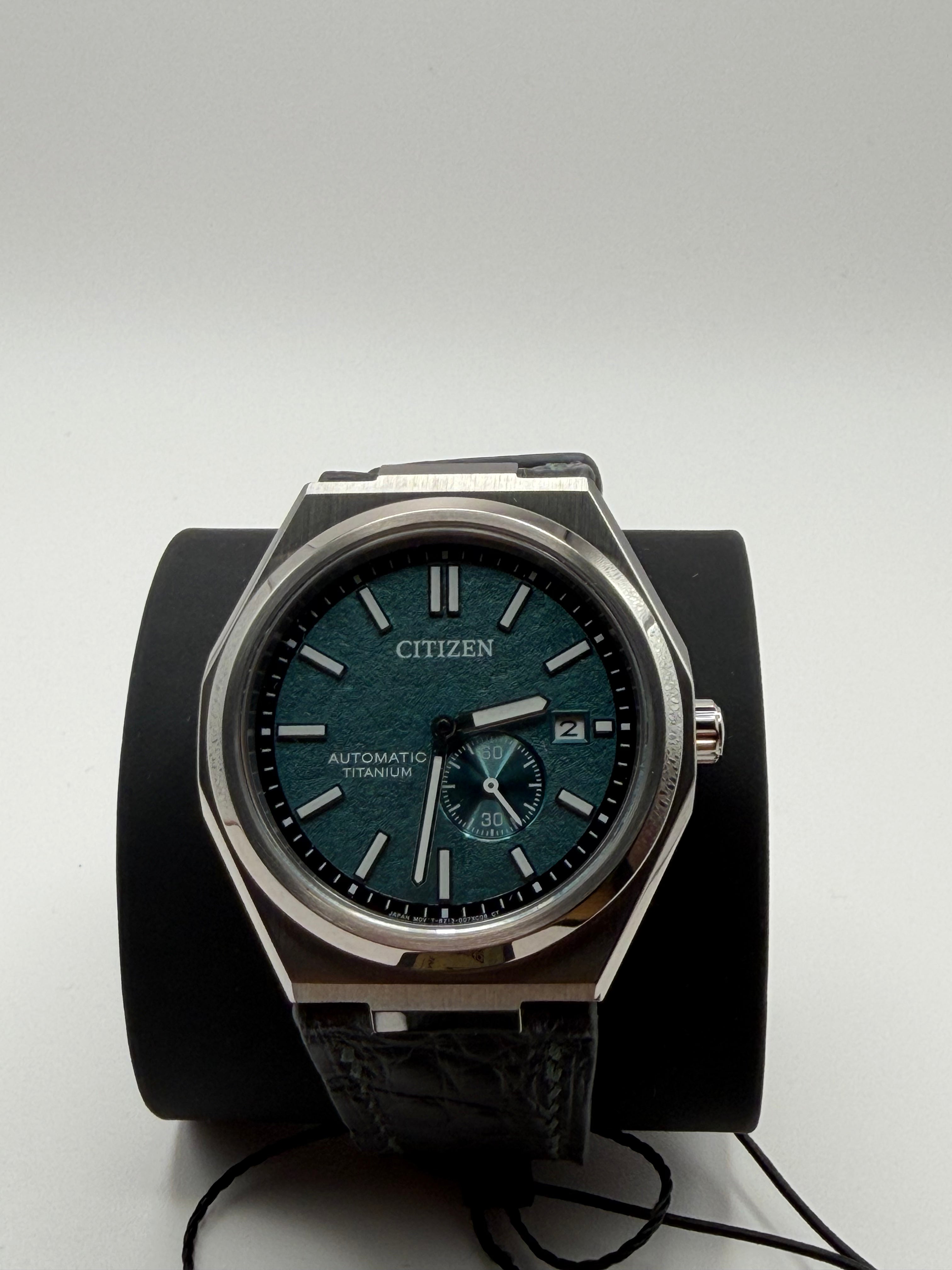 CITIZEN Zenshin NJ0180 inkl. neues Swanco Wechselarmband *Wie Neu!*